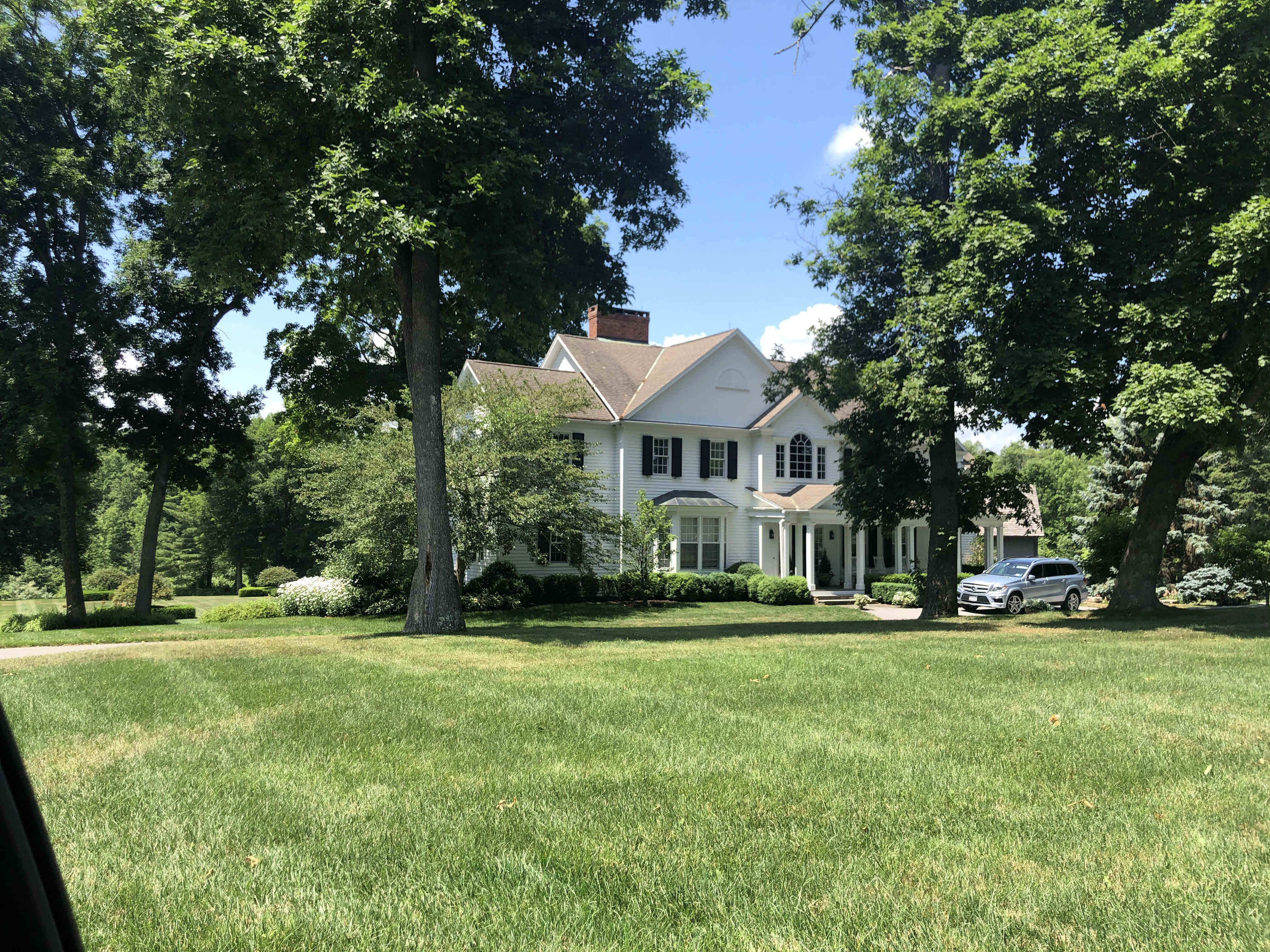 Building photograph for 463 WELLS HILL ROAD